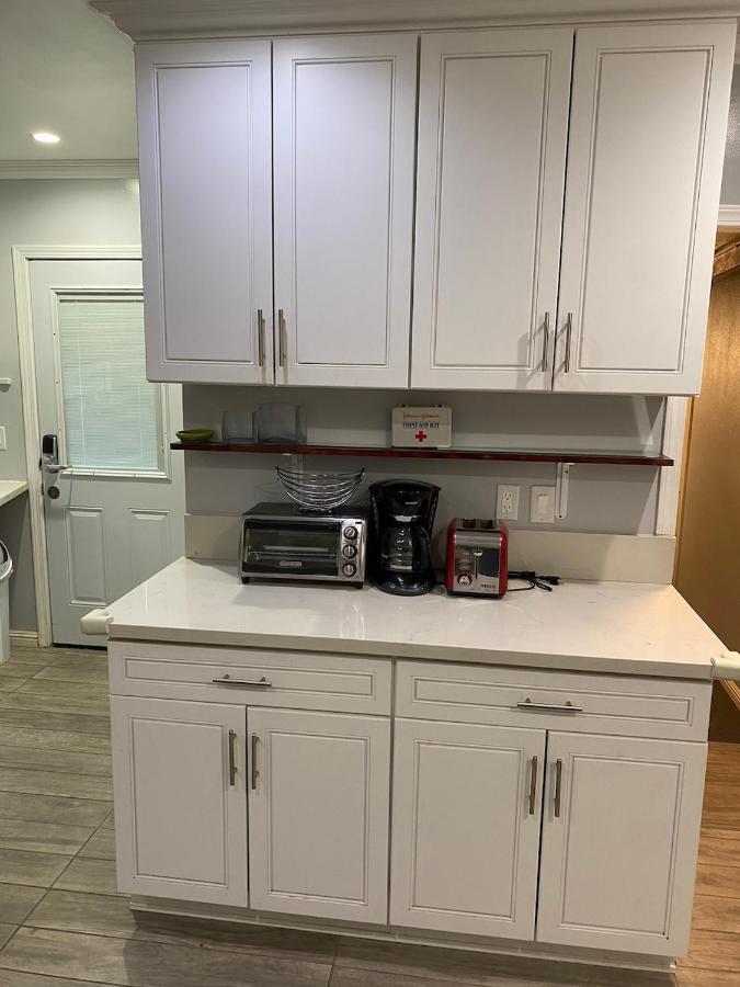 Private Room In La With Free Wifi And Tv With Shared Kitchen 洛杉矶 外观 照片