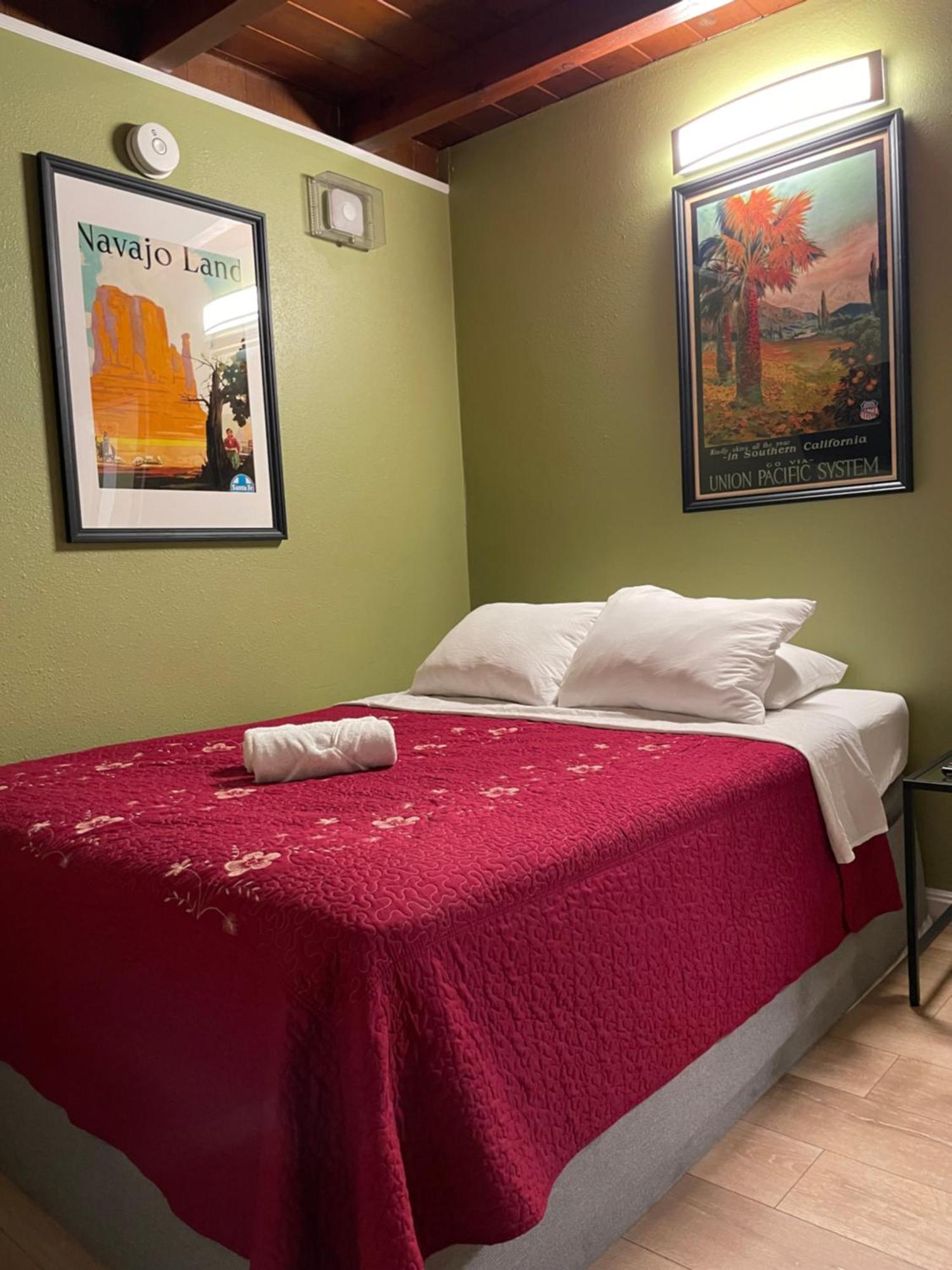 Private Room In La With Free Wifi And Tv With Shared Kitchen 洛杉矶 外观 照片