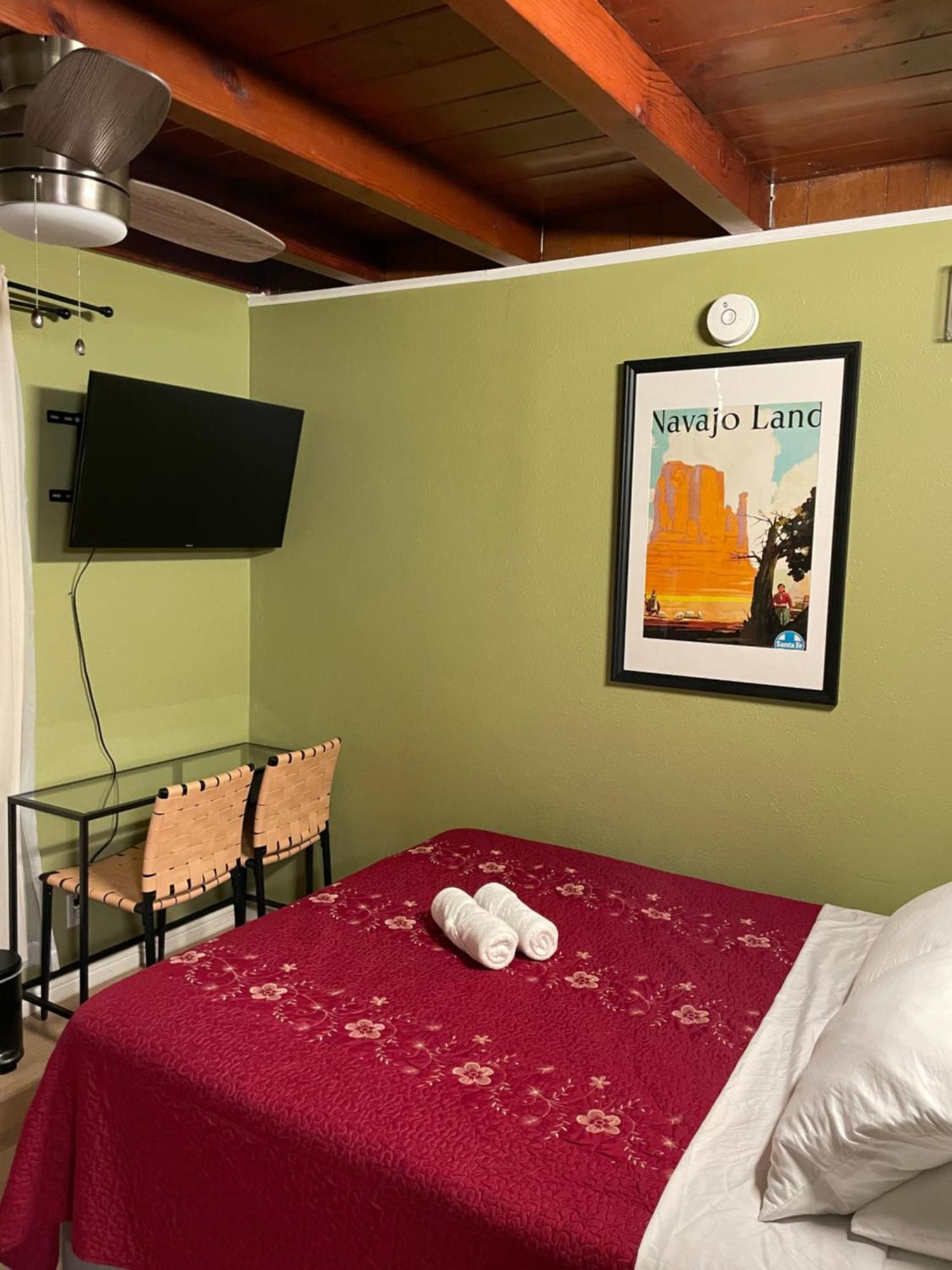 Private Room In La With Free Wifi And Tv With Shared Kitchen 洛杉矶 外观 照片