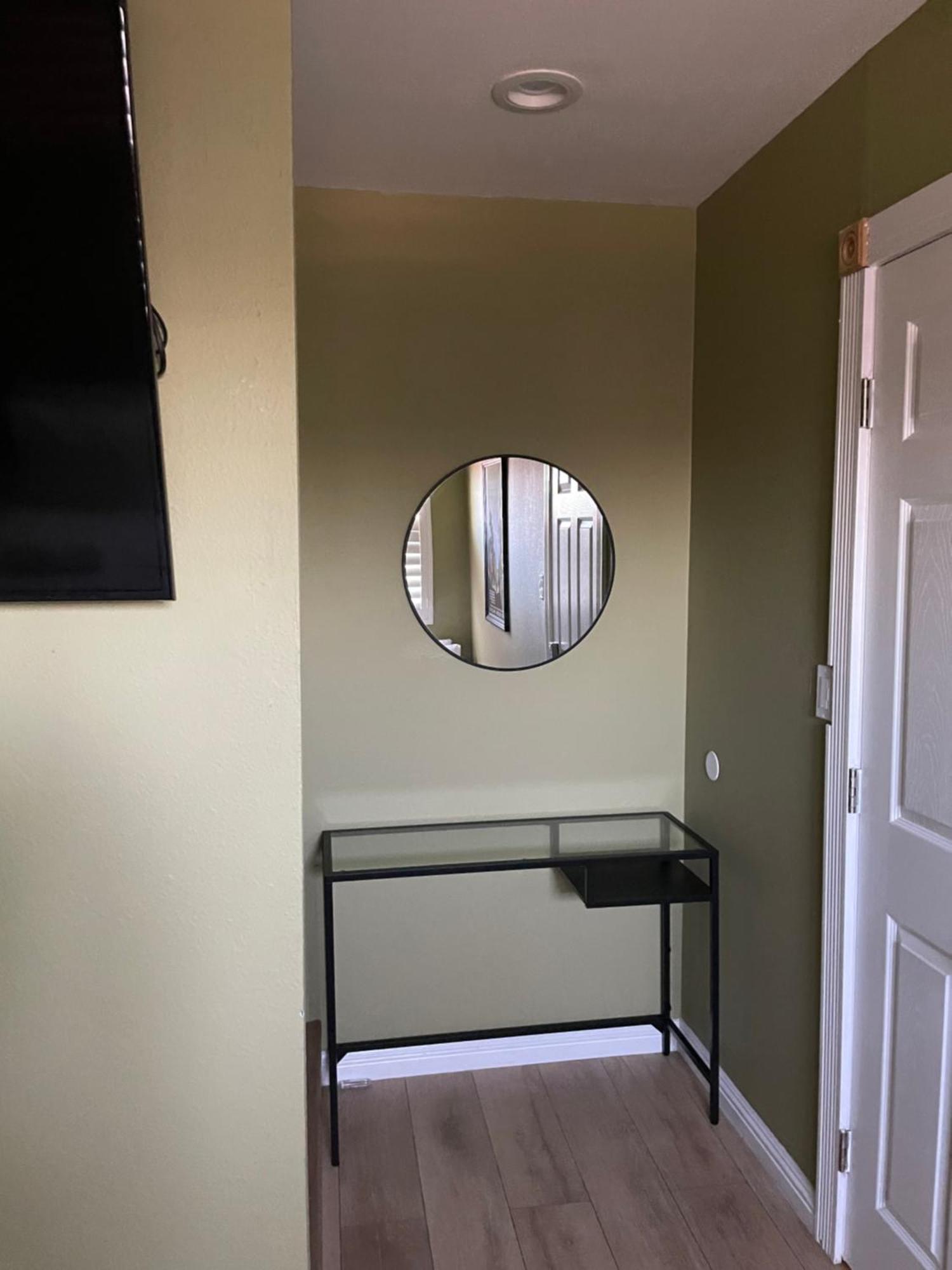 Private Room In La With Free Wifi And Tv With Shared Kitchen 洛杉矶 外观 照片