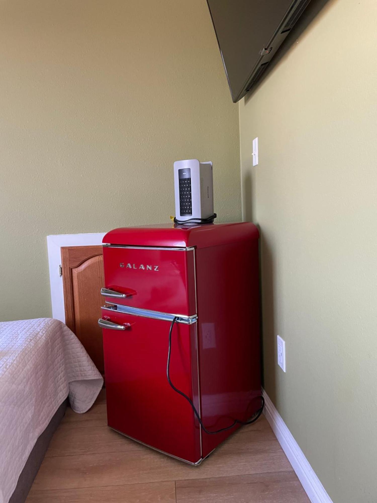 Private Room In La With Free Wifi And Tv With Shared Kitchen 洛杉矶 外观 照片